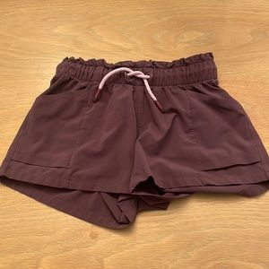 Athleta Girl- Explore More 3” Shorts -SX/6
